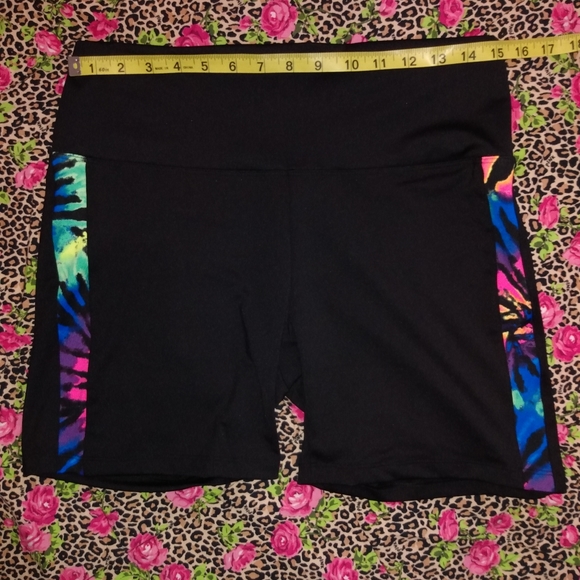 NWT ~ XL ~ Ultimate Bike Shorts - Picture 4 of 10